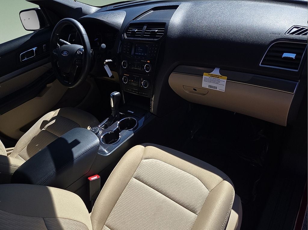 2017 Ford Explorer Base