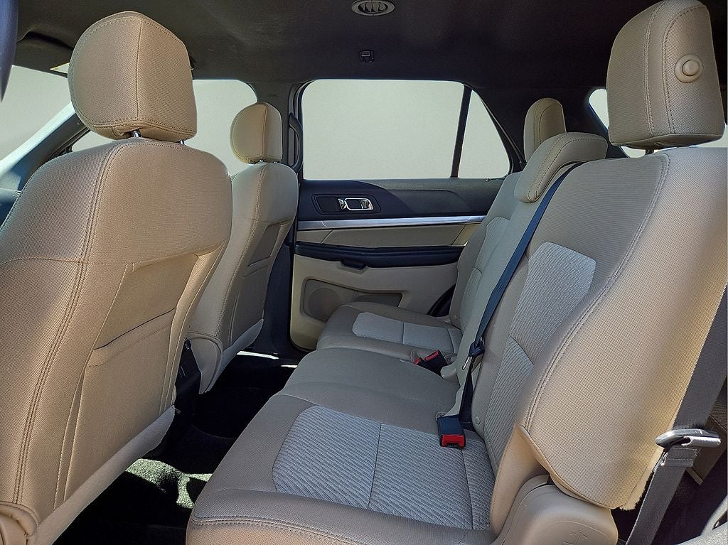 2017 Ford Explorer Base