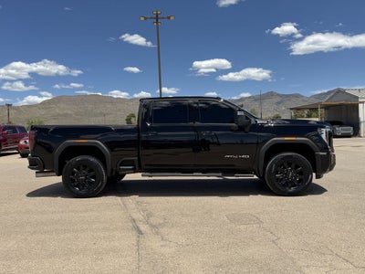2025 GMC Sierra 2500HD AT4