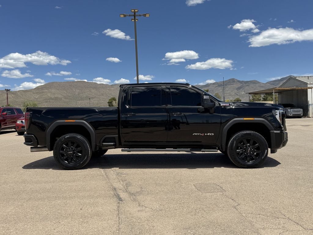 2025 GMC Sierra 2500HD AT4