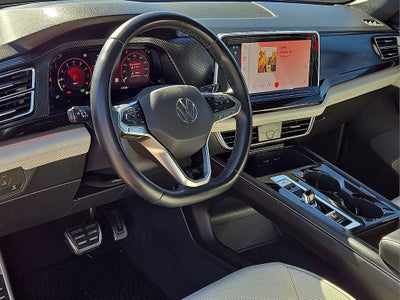 2025 Volkswagen Atlas Cross Sport 2.0T SEL Premium R-Line