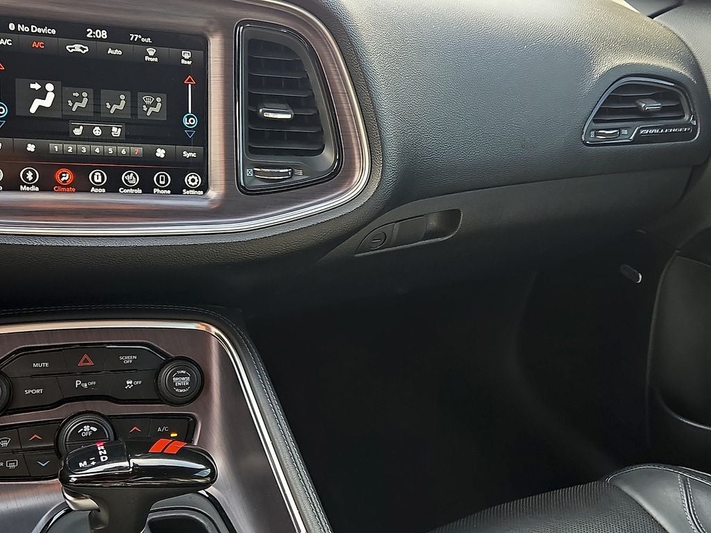 2018 Dodge Challenger SXT