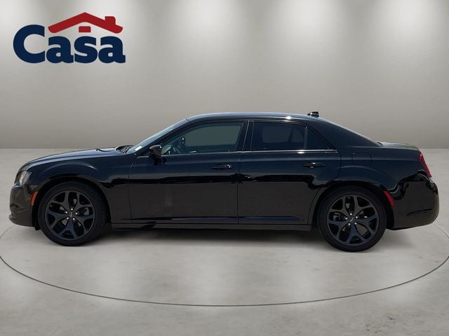 2023 Chrysler 300 Touring