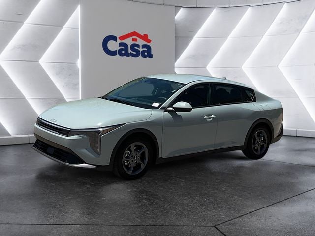 2025 Kia K4 LXS AT's photo