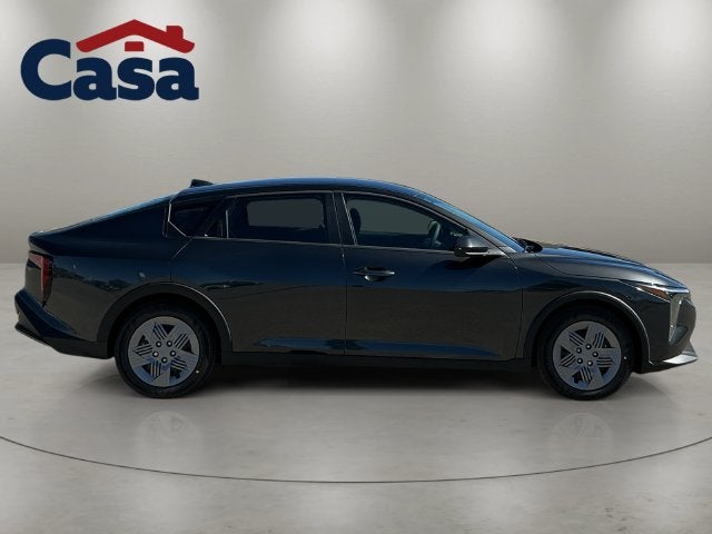 2027 Kia K4 LX