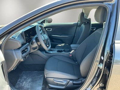 2027 Kia K4 LX