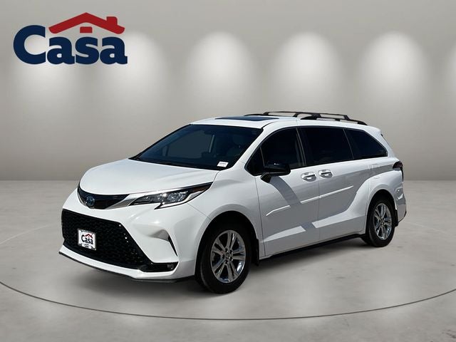 2023 Toyota Sienna XSE 7-Passenger Hybrid AWD's photo