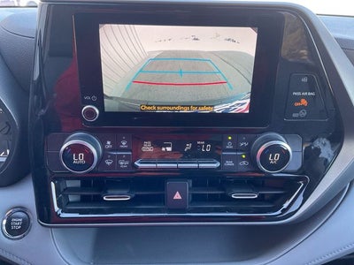 2023 Toyota Highlander LE