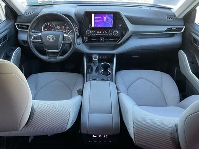 2023 Toyota Highlander LE