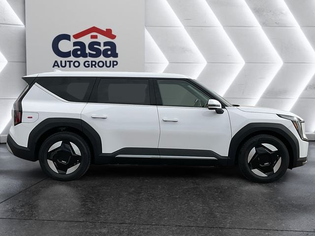 2026 Kia EV9 Light Short Range