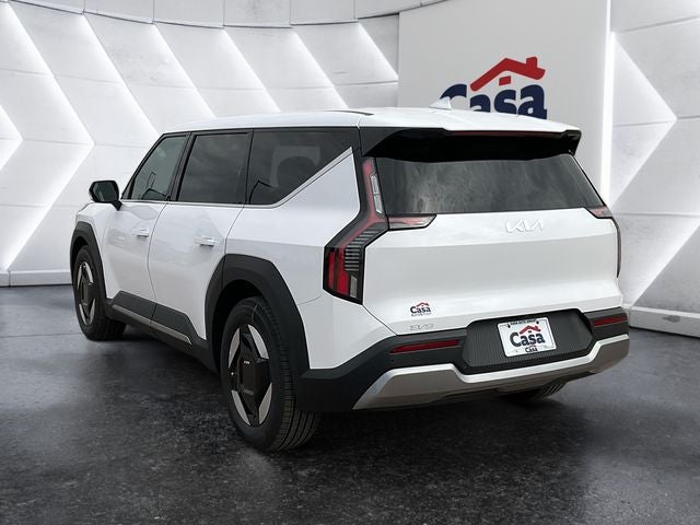 2026 Kia EV9 Light Short Range