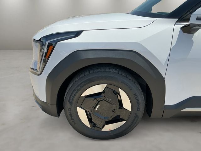 2026 Kia EV9 Light Short Range