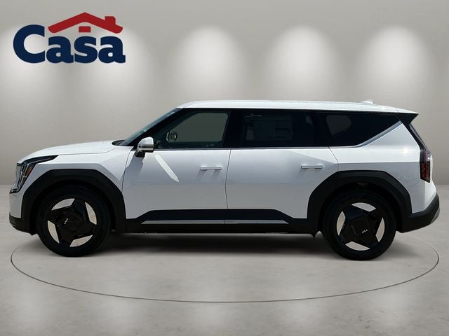2026 Kia EV9 Light Short Range