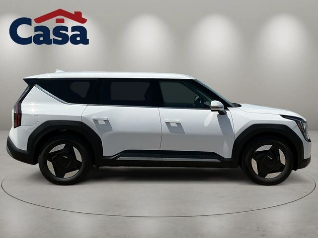 2026 Kia EV9 Light Short Range