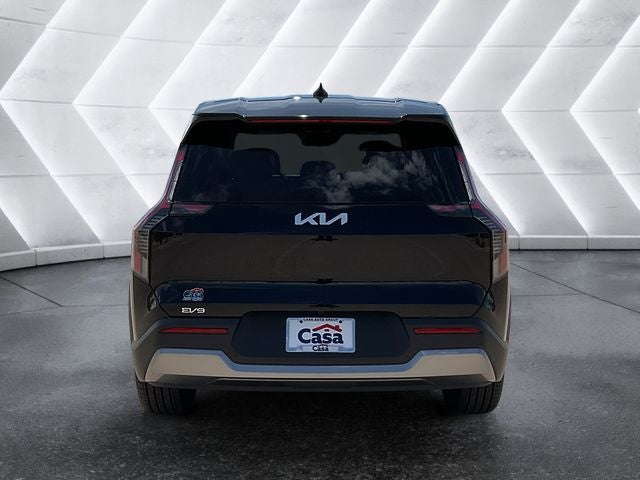 2026 Kia EV9 Light Short Range
