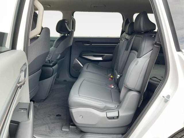 2026 Kia EV9 Light Short Range