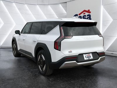 2026 Kia EV9 Light Short Range