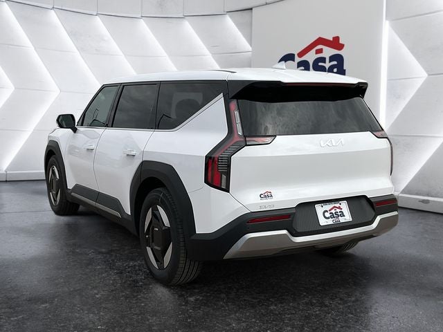 2026 Kia EV9 Light Short Range