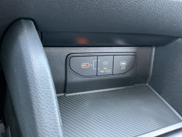 2027 Kia Sportage LX