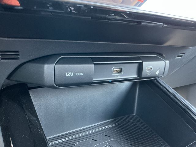2026 Kia Niro SX Touring
