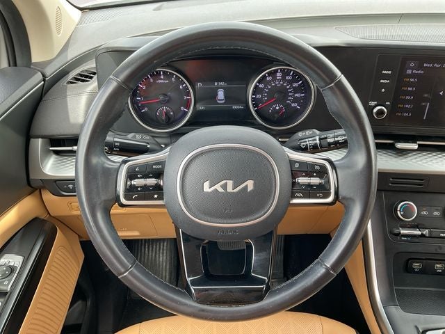 2023 Kia Carnival LX