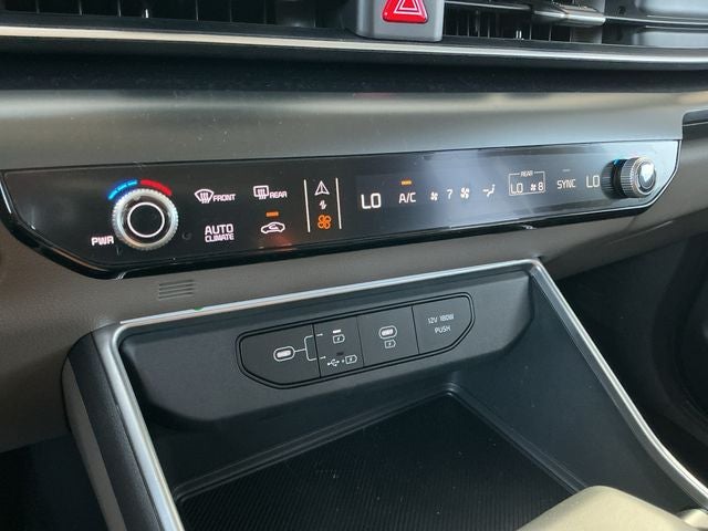 2026 Kia Carnival LXS
