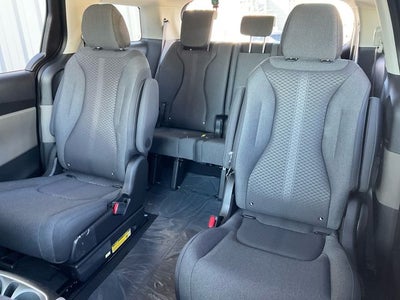 2026 Kia Carnival LX