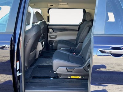 2026 Kia Carnival LX