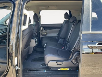 2025 Kia Carnival LXS