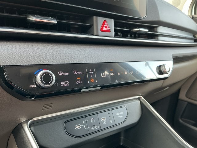 2027 Kia Carnival EX