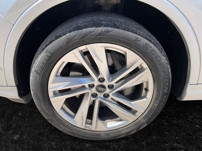 2021 Audi Q7 Premium Plus