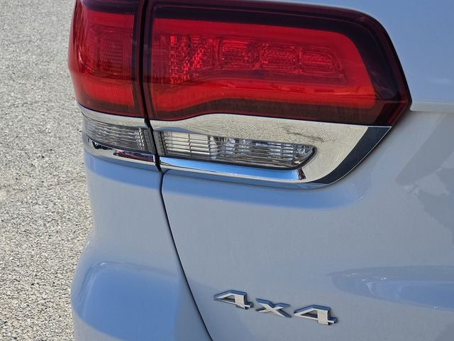 2020 Jeep Grand Cherokee Laredo