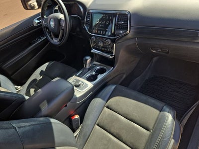 2020 Jeep Grand Cherokee Laredo