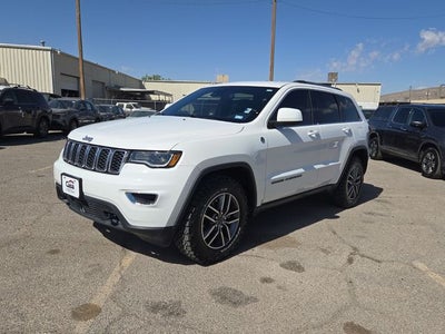 2020 Jeep Grand Cherokee Laredo