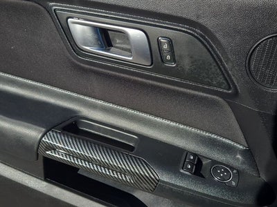 2022 Ford Mustang EcoBoost