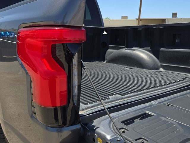 2023 Ford F-150 Lightning Lariat