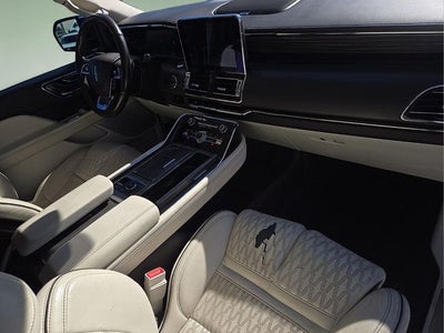 2019 Lincoln Navigator Black Label