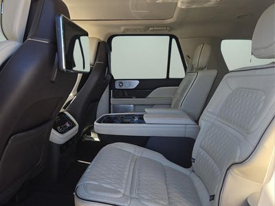 2019 Lincoln Navigator Black Label