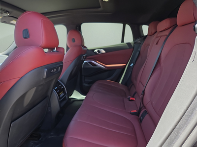 2022 BMW X6 xDrive40i