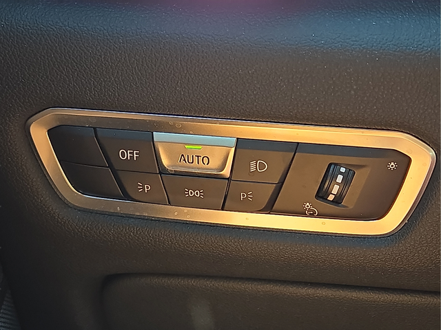 2022 BMW X6 xDrive40i
