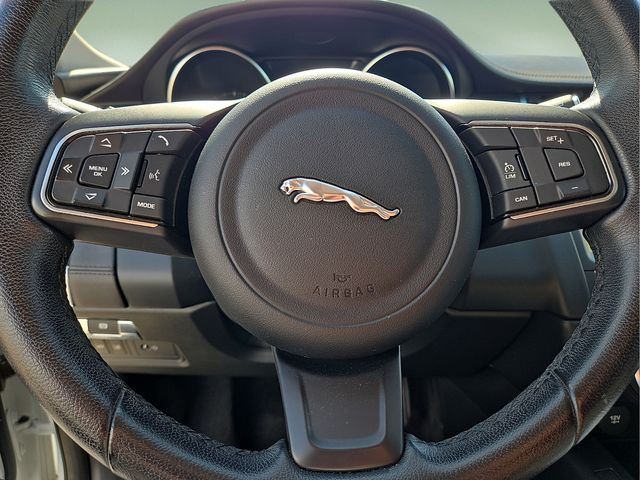 2020 Jaguar E-PACE Base