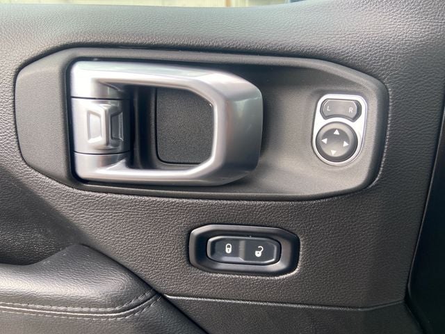 2023 Jeep Wrangler Altitude