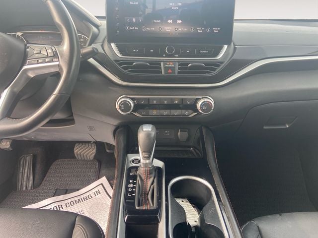 2024 Nissan Altima SR