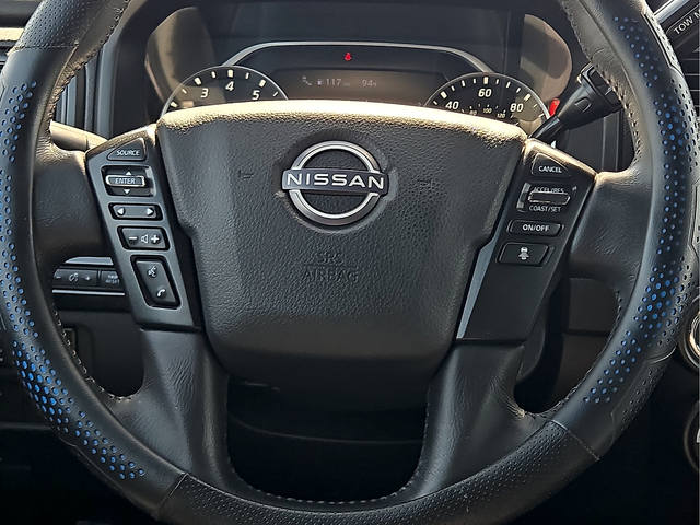 2023 Nissan Titan SV Nissan Certified