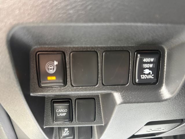 2024 Nissan Frontier Crew Cab SV