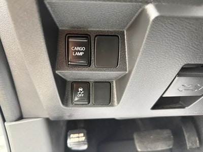 2024 Nissan Frontier Crew Cab SV