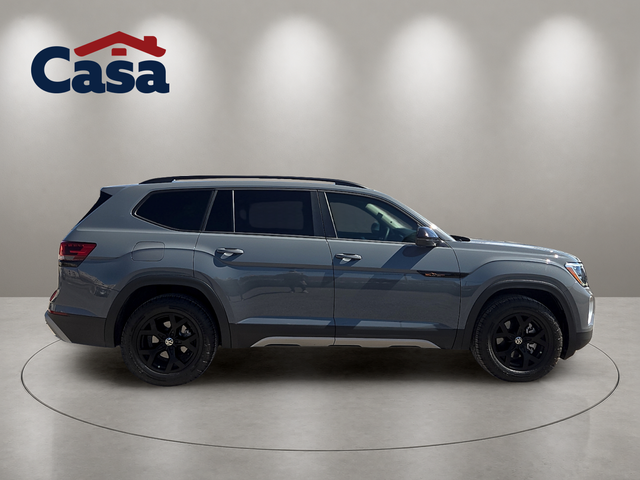 2024 Volkswagen Atlas 2.0T Peak Edition SEL