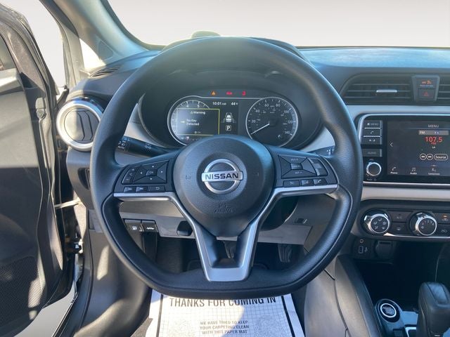 2022 Nissan Versa SV