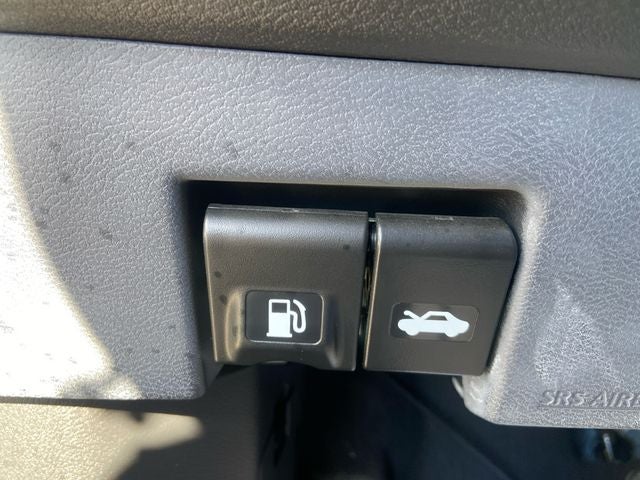 2022 Nissan Versa SV