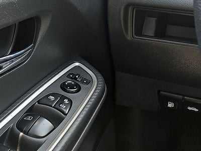 2024 Nissan Versa 1.6 SR